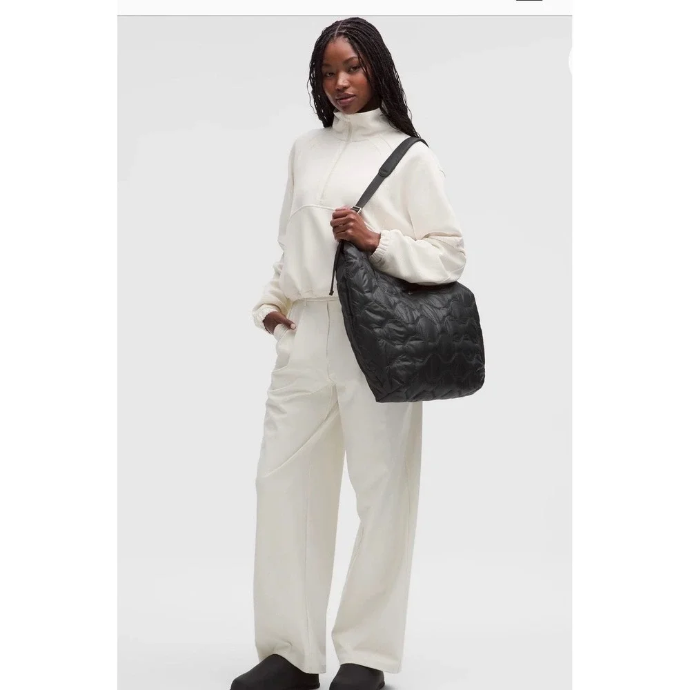 Lululemon Quilty Pleasures Shoulder Bag Black Puffer Hobo LW9FXQS 14L NWT